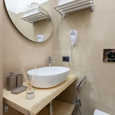 Gemma House - 100mt To Metro Station, 2 En-suite Bathrooms Rome